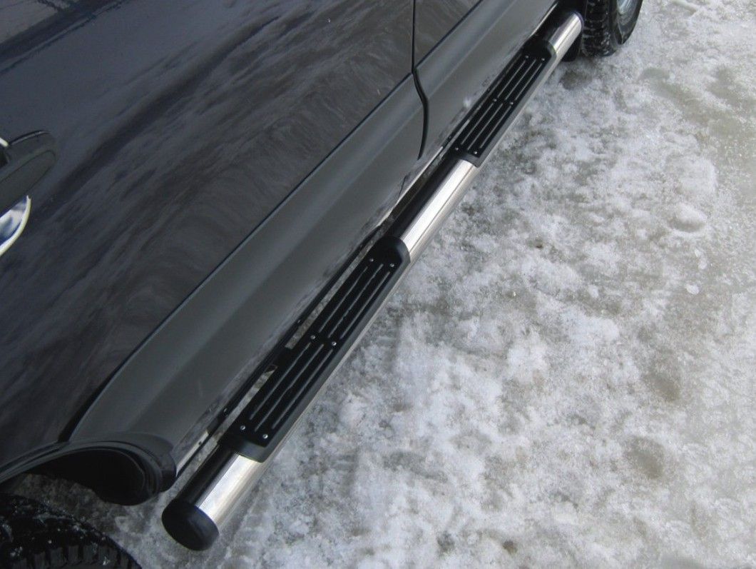 Защита порогов "RusStal" труба d76 с накладками (вариант 2) для Suzuki Grand Vitara 5-дв. 2008-2012. Артикул SNT-0010292