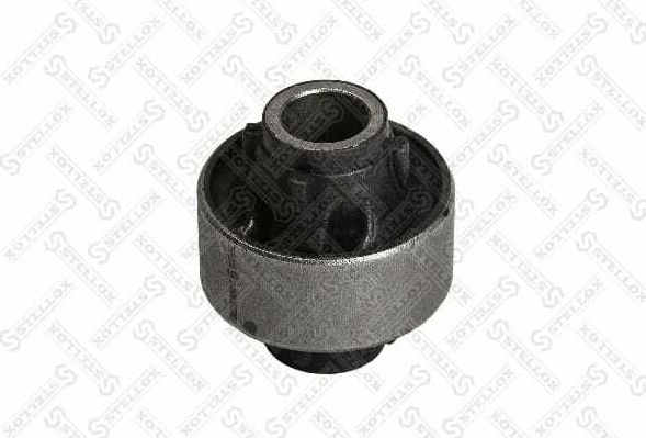 Сайлентблок переднего рычага подвески Stellox. Артикул 77-00839-SX