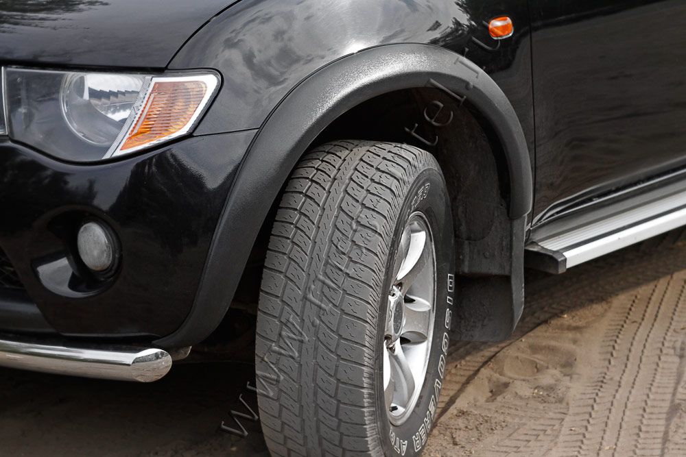 Расширители колесных арок Русская Артель для Mitsubishi L200 IV 2006-2015 (Шагрень). Артикул RML-000102