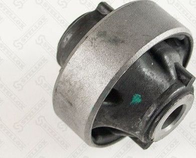 Сайлентблок переднего рычага подвески Stellox. Артикул 77-01827-SX