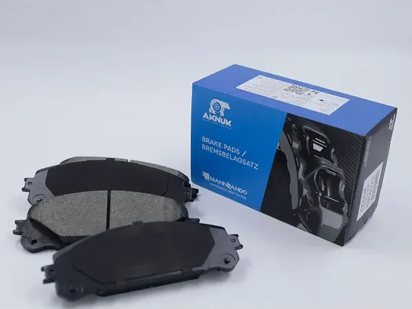 КОЛОДКИ ТОРМОЗНЫЕ ДИСКОВЫЕ ПЕРЕДНИЕ AKNUK TOYOTA HARRIER (U6), 10/13 Aknuk. Артикул BP4923