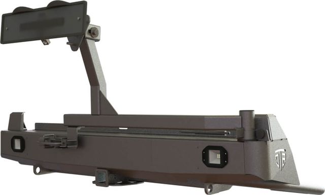 Бампер силовой STC задний для Isuzu D-MAX III 2020-2026 с квадратом под фаркоп, кронштейном крепления запасного колеса по центру, кронштейном крепления гос номера и фарами заднего хода/ПТФ. Артикул STC-ID20-BR-C1-L2