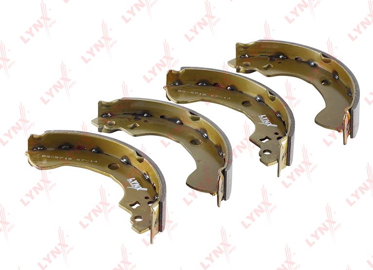Тормозные колодки LYNXauto. Артикул BS-5718