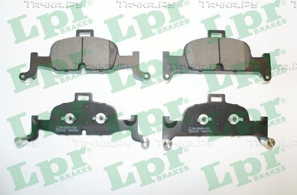 Тормозные колодки LPR передние для Audi A4 allroad V (B9) 2016-2026. Артикул 05P2041