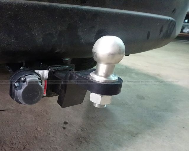 Фаркоп Oris (ранее Bosal) для Infiniti QX60 2014-2026. Артикул 4381-E