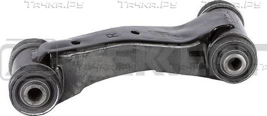 Поперечный рычаг передней подвески Zekkert правый верхний для Nissan Primera P11 1996-2002. Артикул QL-3167