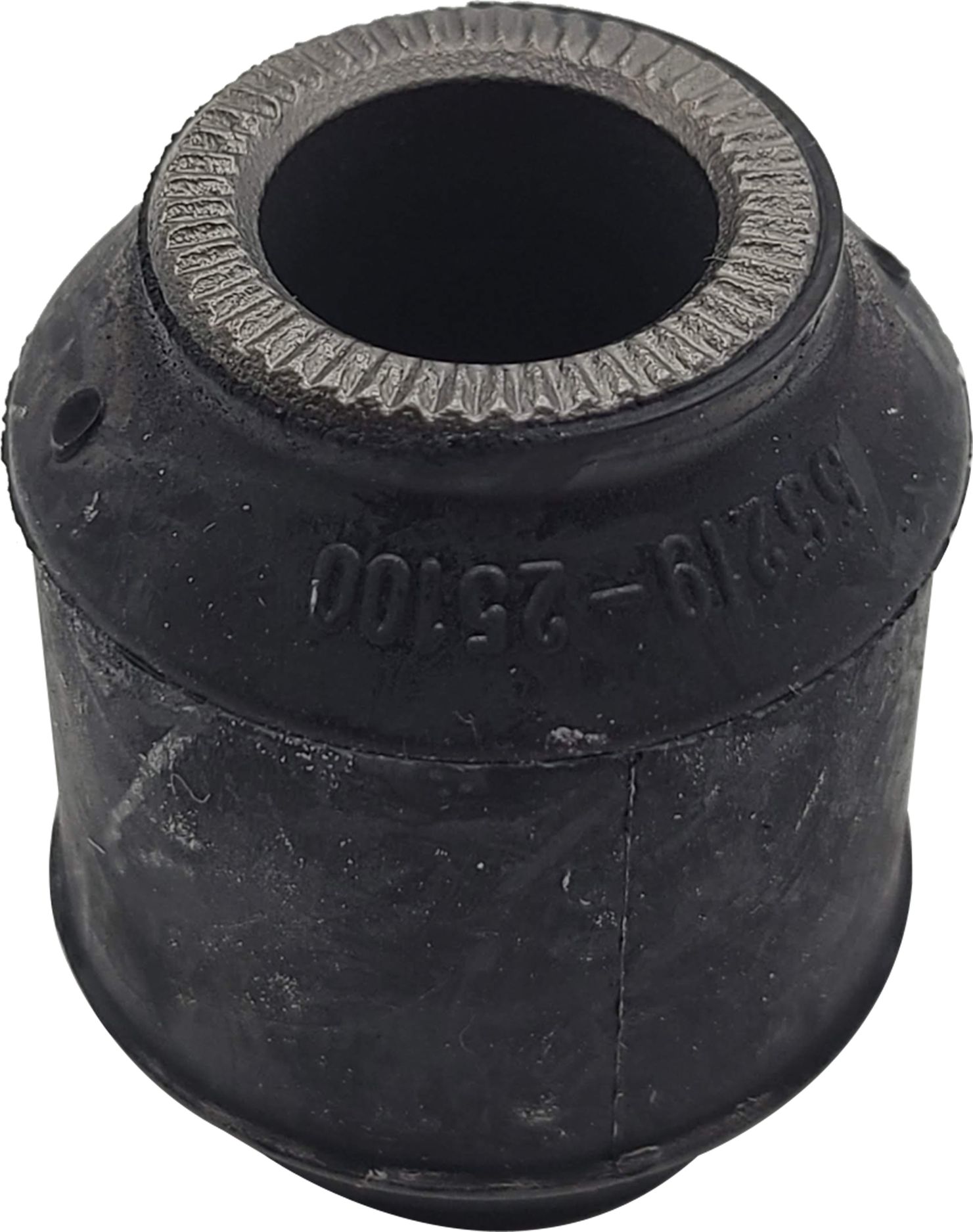 Сайлентблок переднего рычага подвески CTR. Артикул GV0021