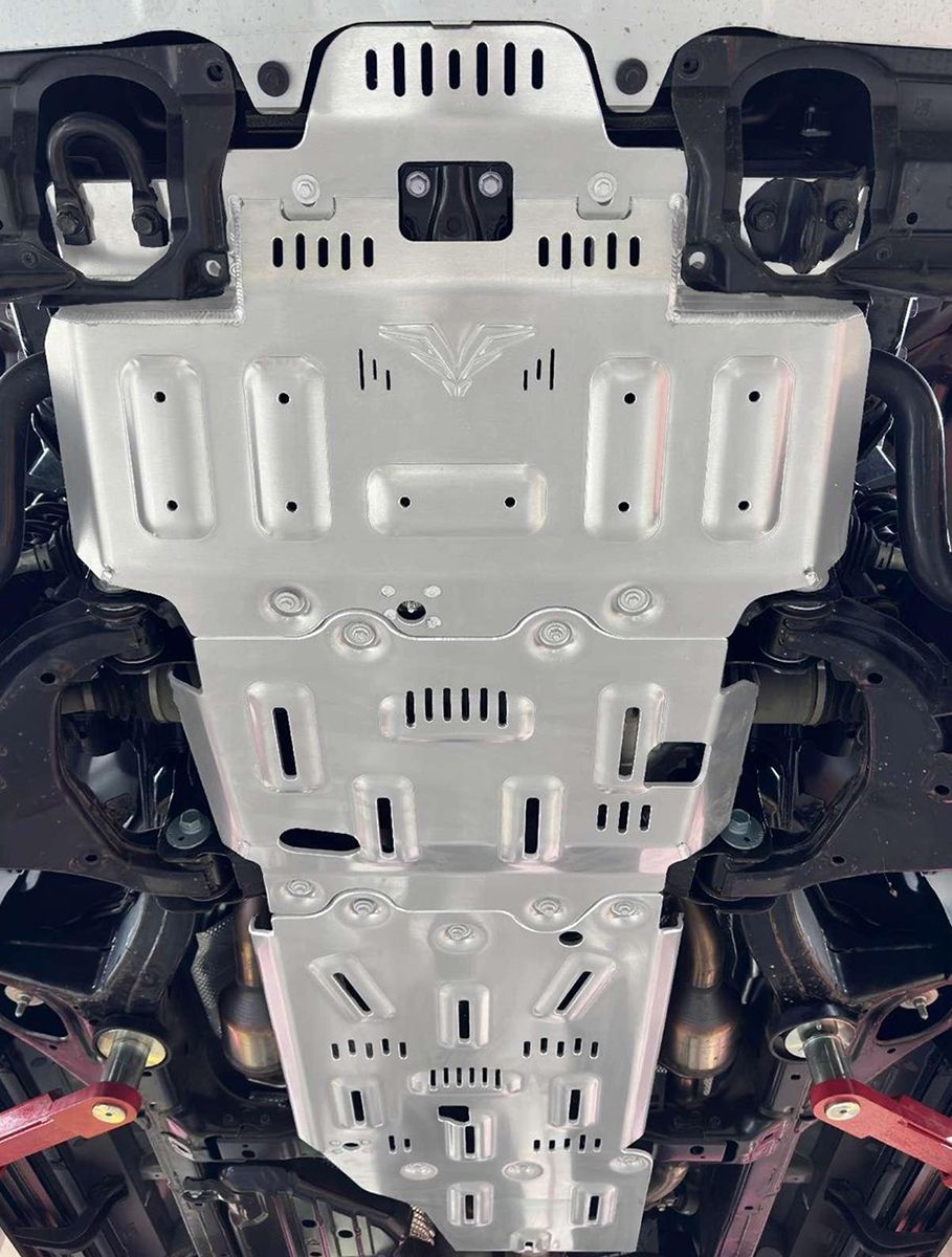 Защита алюминевая Falcon для радиатора, картера, РК, КПП Toyota Land Cruiser 300 бензин 2023-2026. Артикул 8119382384