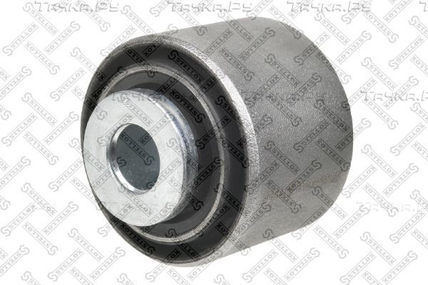 Сайлентблок переднего рычага подвески Stellox. Артикул 87-71072-SX
