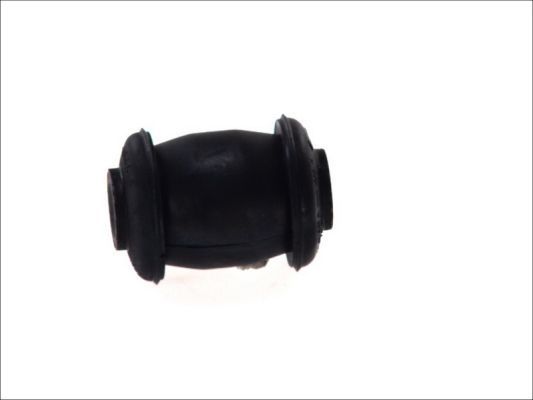 Сайлентблок переднего рычага подвески Yamato. Артикул J45045AYMT