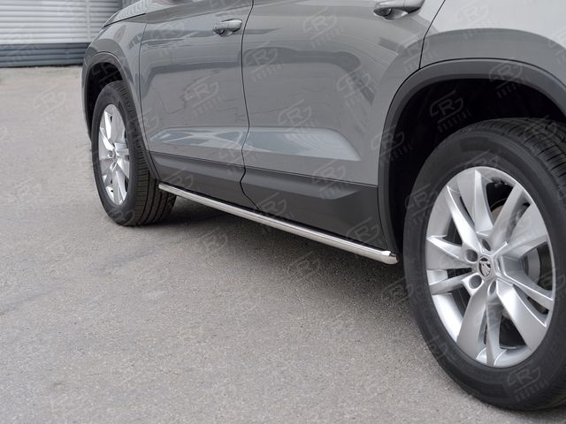 Защита порогов RusStal труба d42 (вариант 1) для Skoda Kodiaq 2017-2026. Артикул SKKT-0027751