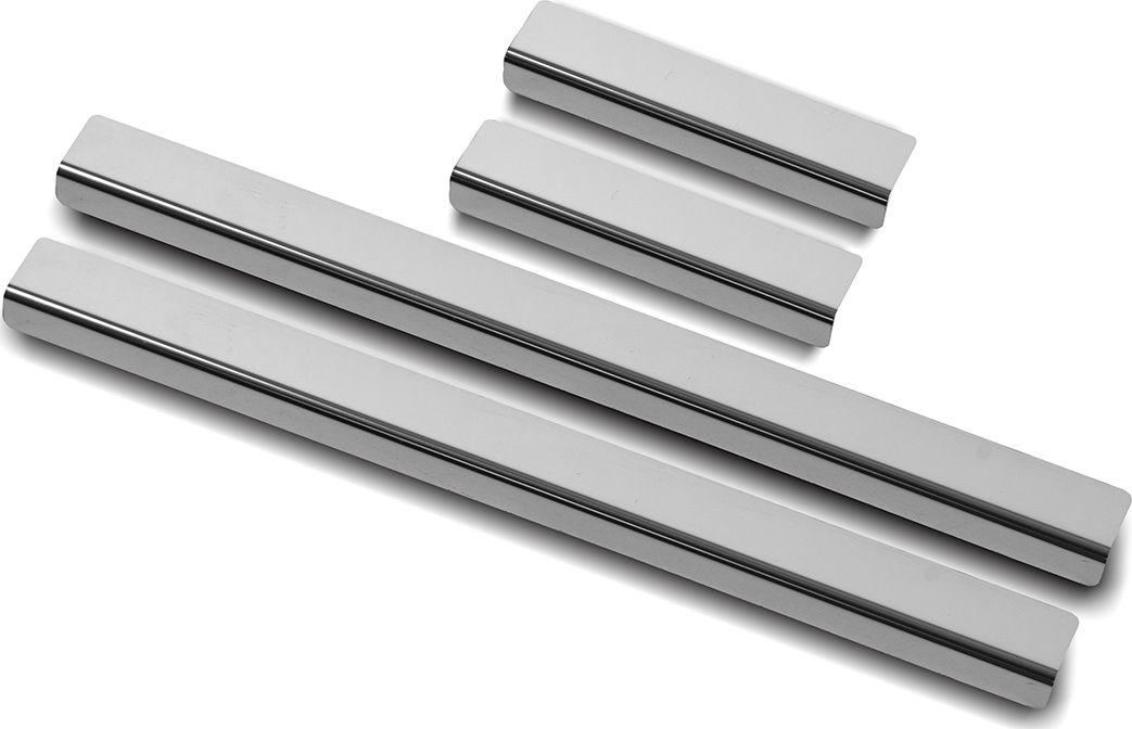 Накладки RusStal на пороги (лист нерж. зеркальный) для Subaru Forester IV рестайлинг 2 2016-2018. Артикул SBFOR13-01