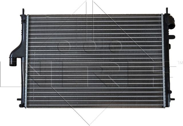 Радиатор охлаждения двигателя NRF для Renault Logan I 2008-2015. Артикул 53092