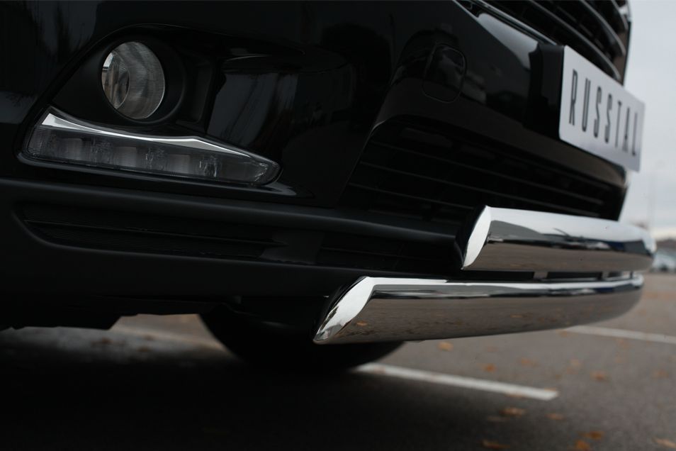 Защита RusStal переднего бампера d75х42 (дуга) d75х42 (дуга) для Toyota Highlander III 2014-2026. Артикул THRZ-001915