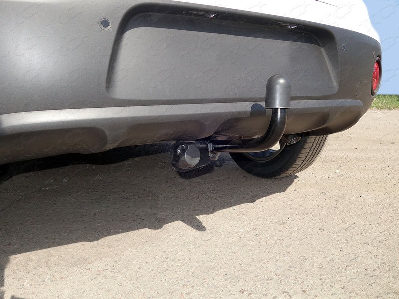 Фаркоп ТСС оцинкованный под американский квадрат для Volkswagen Touareg III (в т.ч. R-Line) 2018-2026. Артикул TCU00124