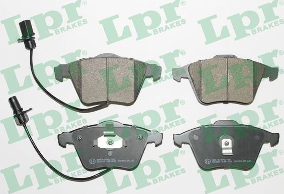 Тормозные колодки LPR передние для Audi S6 II (C5) 1999-2005. Артикул 05P1230