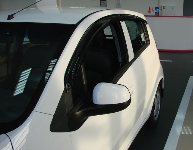 Дефлекторы SIM для окон Chevrolet Spark III 2009-2015. Артикул SCHSPA1032