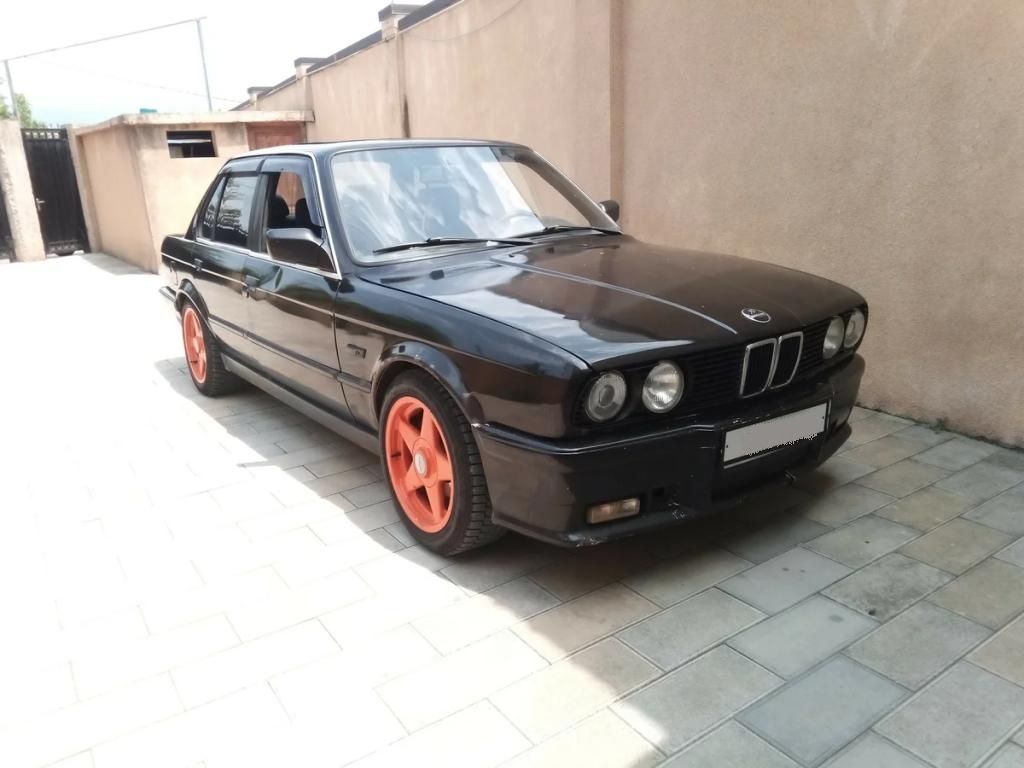 Дефлекторы Cobra Tuning для окон BMW 3 E30 седан 1983-1991. Артикул B21782