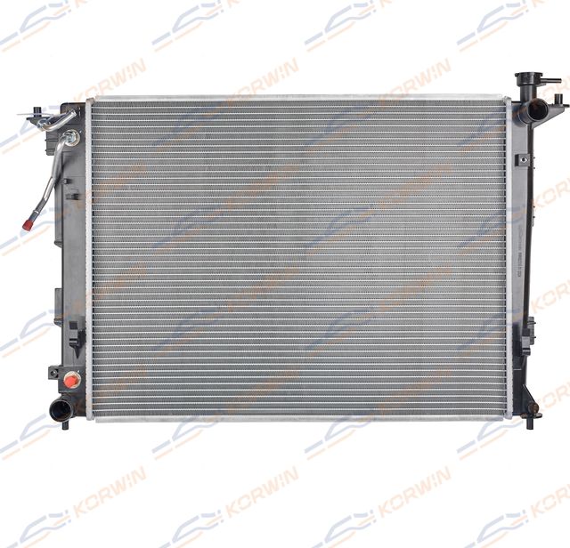 Радиатор охлаждения Hyundai ix35/Sportage 2.0-2.4 (09-) AT Slovakia (гар 2 года) (Korwin). Артикул KWKB2316