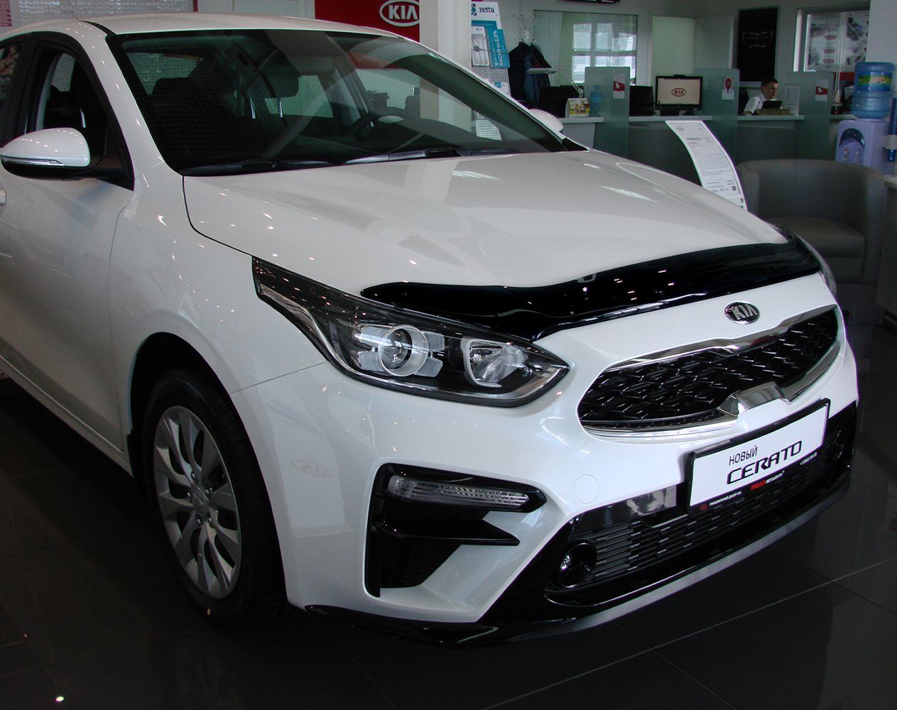 Дефлектор SIM для капота Kia Cerato 2018-2026. Артикул SKICER1812