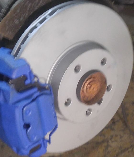 Тормозной диск Zimmermann Coat Z передний для BMW X6 II (F16) 2014-2019. Артикул 150.3447.20