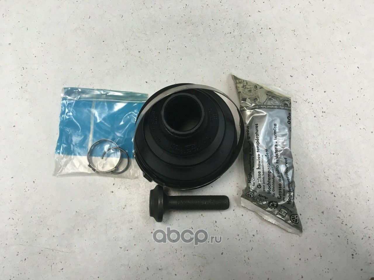 Пыльник шруса VAG. Артикул 8E0498203C