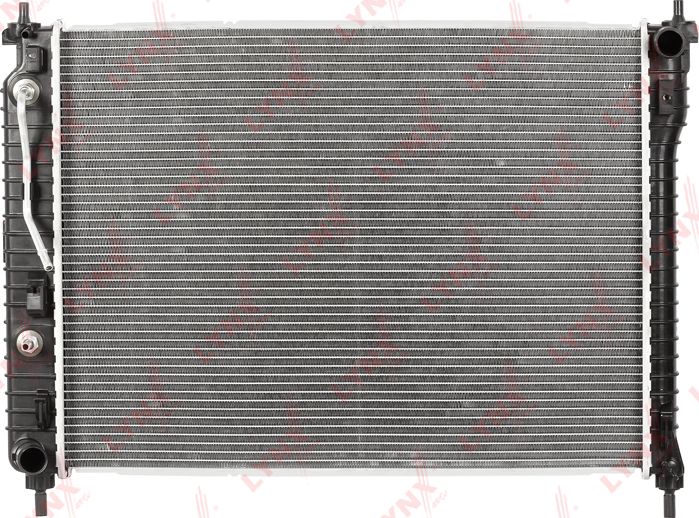 Радиатор охлаждения двигателя LYNXauto. Артикул RB-1011