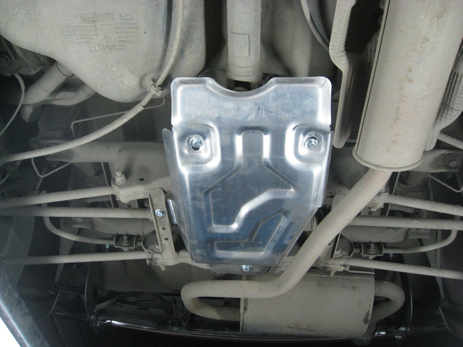 Защита алюминиевая Alfeco для редуктора заднего моста Nissan Terrano III 4WD 2014-2026. Артикул ALF.18.04 AL4