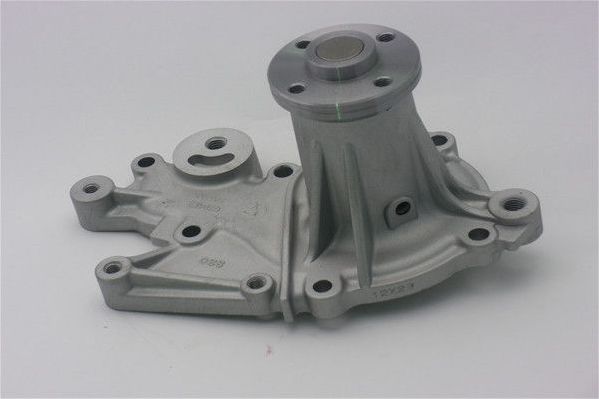 Помпа (водяной насос) GMB для Suzuki Samurai 1988-2004. Артикул GWS-30A