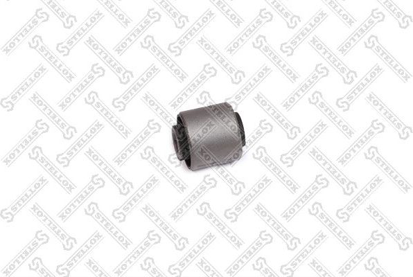Сайлентблок переднего рычага подвески Stellox. Артикул 77-00299-SX