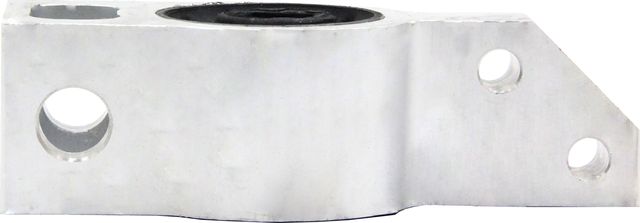 Сайлентблок переднего рычага подвески CTR. Артикул GV0823