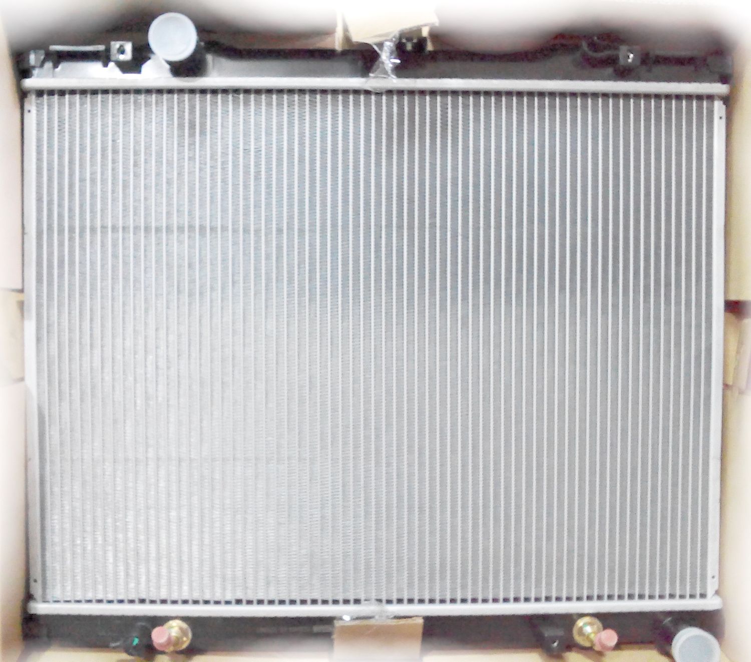 Радиатор охлаждения двигателя Stellox. Артикул 10-26494-SX