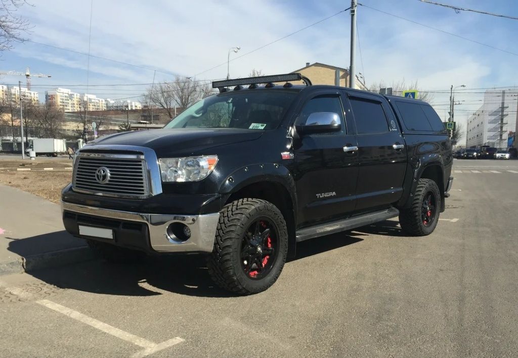 Дефлекторы Cobra Tuning для окон Toyota Tundra II Crew Cab 4-дв. 2007-2026. Артикул T28307