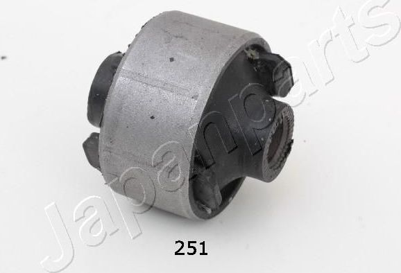 Сайлентблок переднего рычага подвески Japanparts. Артикул RU-251