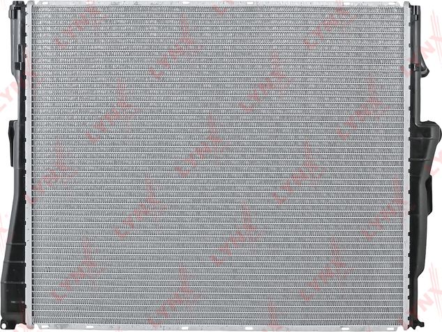 Радиатор охлаждения двигателя LYNXauto. Артикул RB-3025
