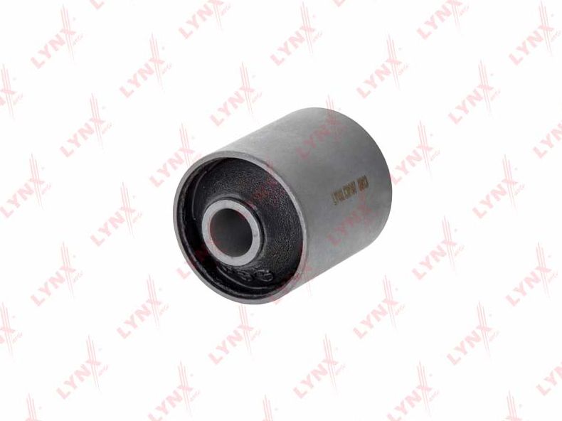 Сайлентблок заднего рычага подвески LYNXauto. Артикул C9197