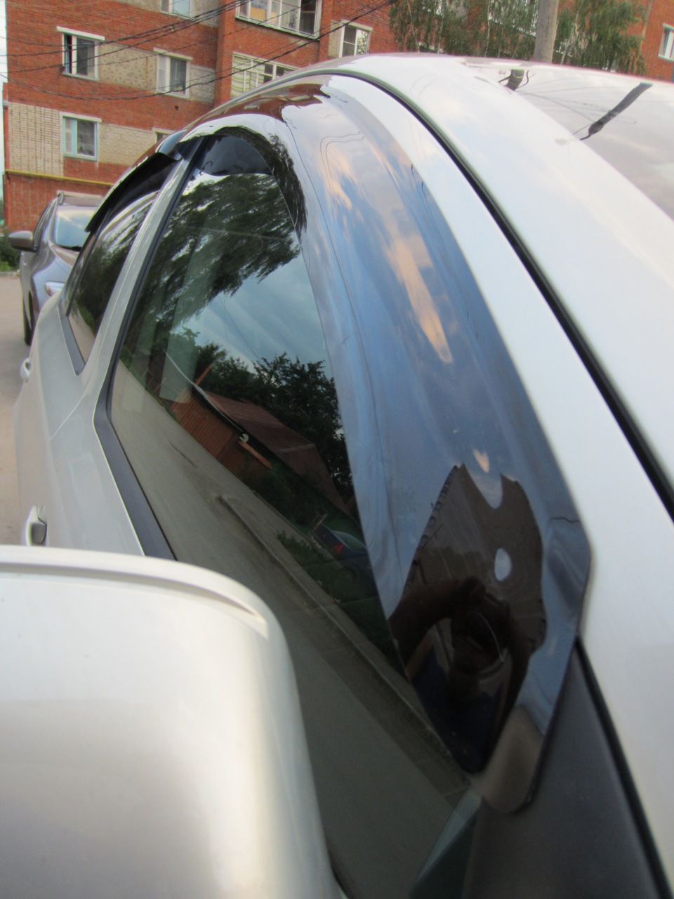 Дефлекторы SIM для окон Skoda Octavia A5 хэтчбек 2004-2013. Артикул SSCOCTH0932