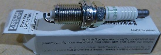 Свеча зажигания Nissan. Артикул 224012J200