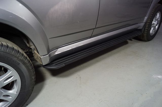 Пороги алюминиевые ТСС Slim Line Black 1720 мм для Haval H5 2020-2026. Артикул HAVH520-33B