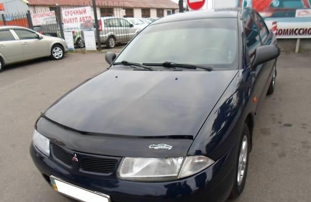 Дефлектор Vip-Tuning для капота Mitsubishi Carisma 1995-1999. Артикул MSH05