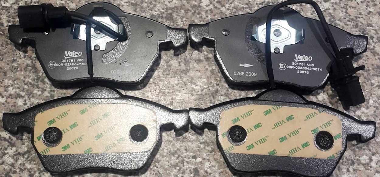 Тормозные колодки Valeo First. Артикул 301751
