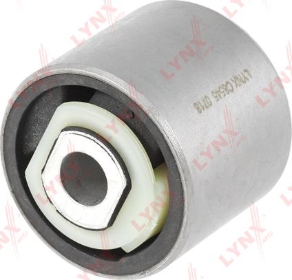 Сайлентблок переднего рычага подвески LYNXauto передний нижний для Opel Omega B 1994-2003. Артикул C8545