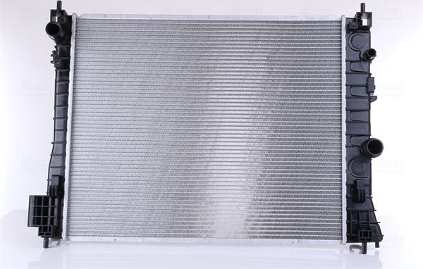 Радиатор охлаждения двигателя Nissens ** FIRST FIT ** для Chevrolet Tracker III (Trax) 2012-2026. Артикул 630775