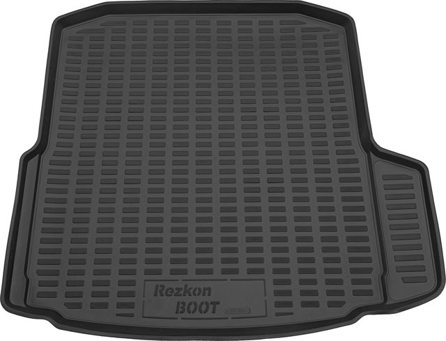 Коврик пластиковый Rezkon с карманами для багажника Skoda Octavia A7 2013-2017. Артикул 5030010200