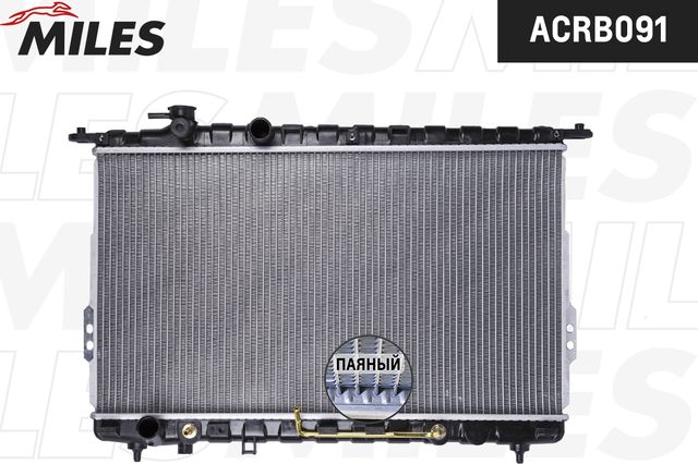 Радиатор охлаждения двигателя Miles для Hyundai Sonata IV (EF) 1998-2004. Артикул ACRB091