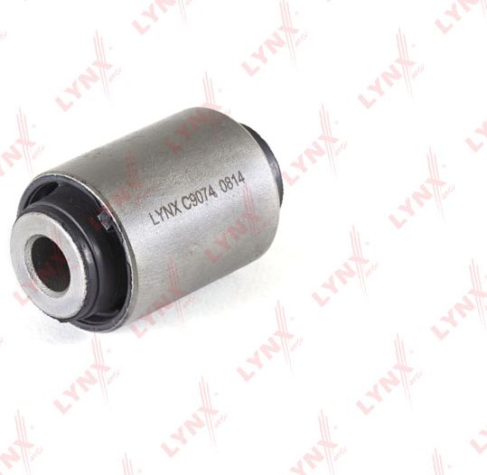 Сайлентблок переднего рычага подвески LYNXauto передний нижний для Subaru Forester II 2002-2008. Артикул C9074