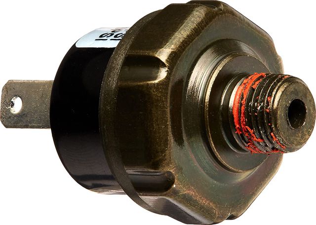 Датчик давления VIAIR 6 атм вкл/8 атм выкл. Артикул 90100