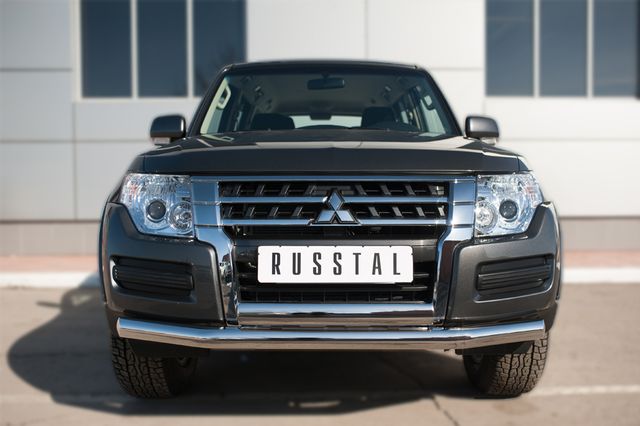 Защита RusStal переднего бампера d76 (секции) d75х42 (дуга) для Mitsubishi Pajero IV 2014-2026. Артикул MPZ-002045