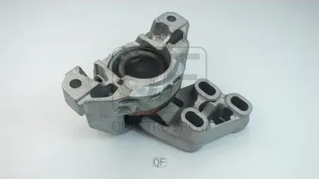 ОПОРА ДВИГАТЕЛЯ (Quattro Freni). Артикул QF00A00612