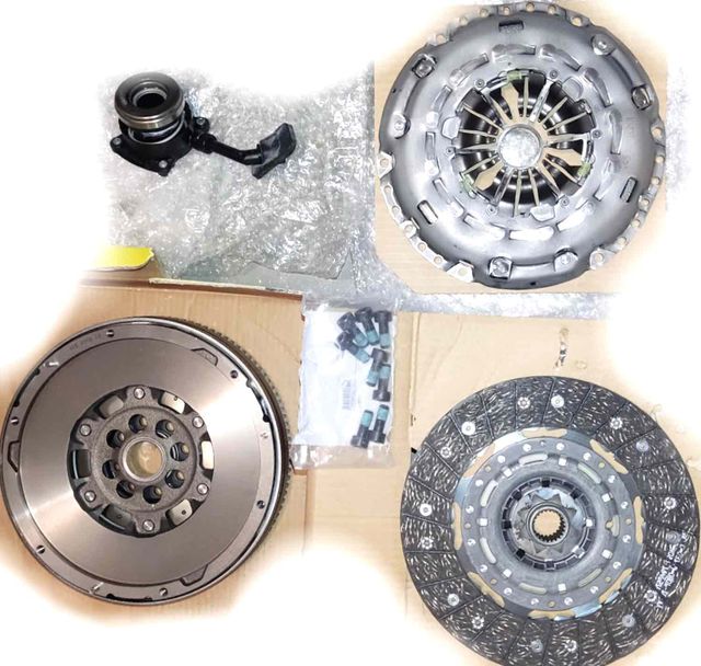 Сцепление (комплект) LuK RepSet DMF для Volvo C70 II 2008-2009. Артикул 600 0149 00